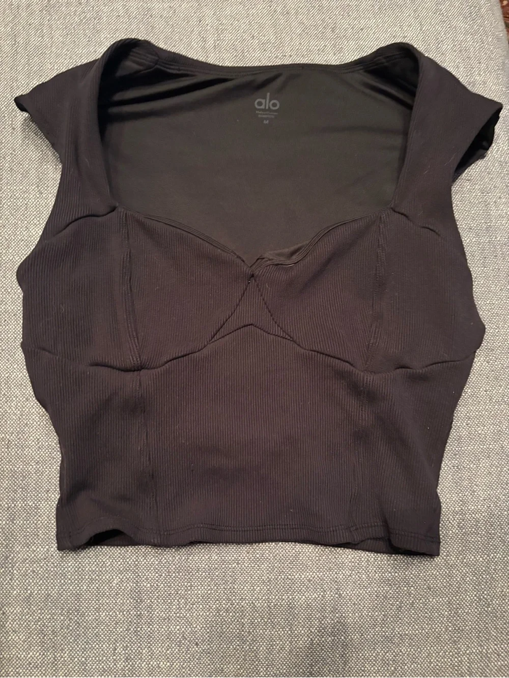 ALO Ribbed Top - Picture 1 of 3